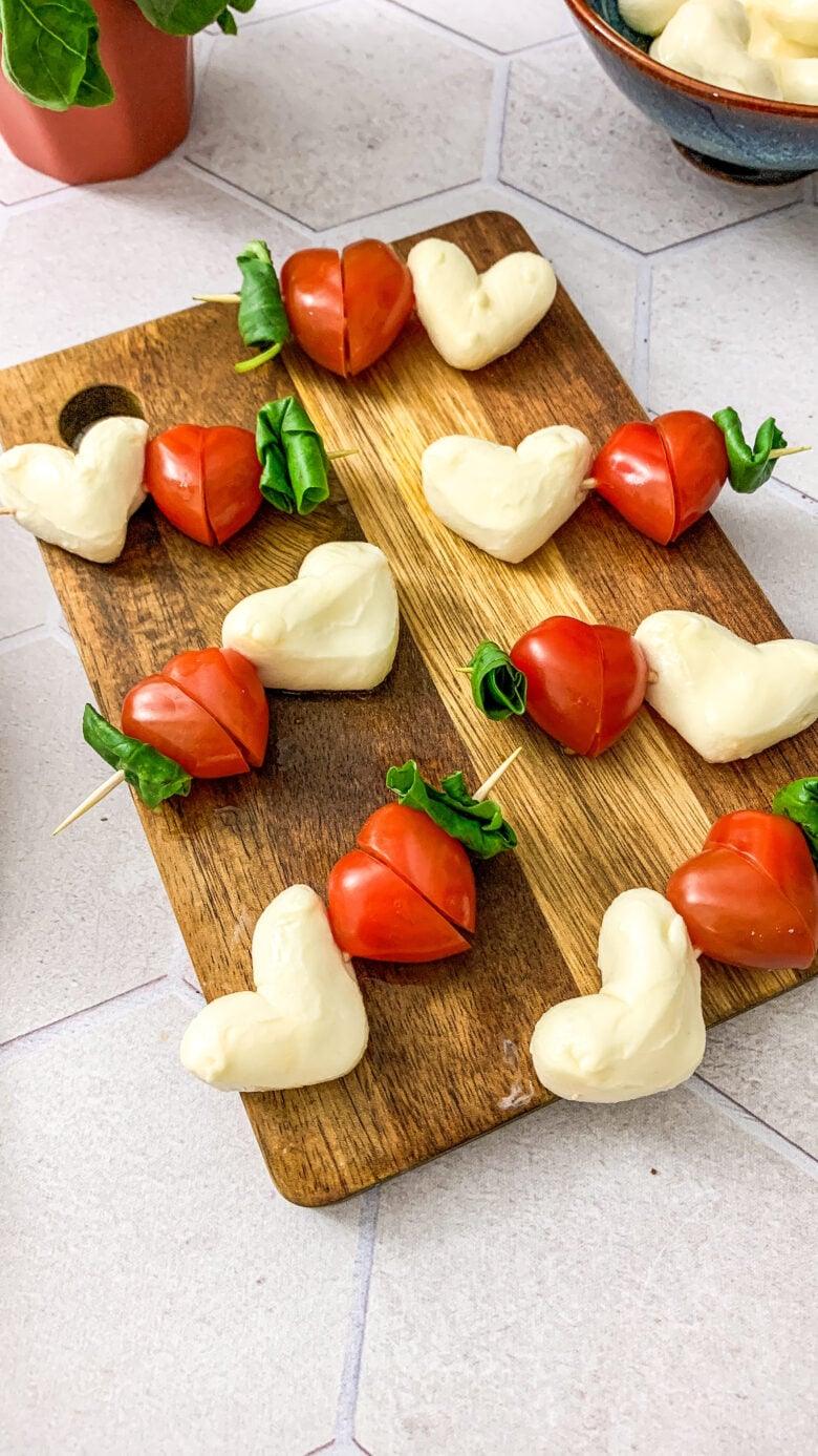 Liebe Auf Einem Spieß Einfaches Rezept Für Tomaten Mozzarella Spieße Zum Valentinstag Mimi